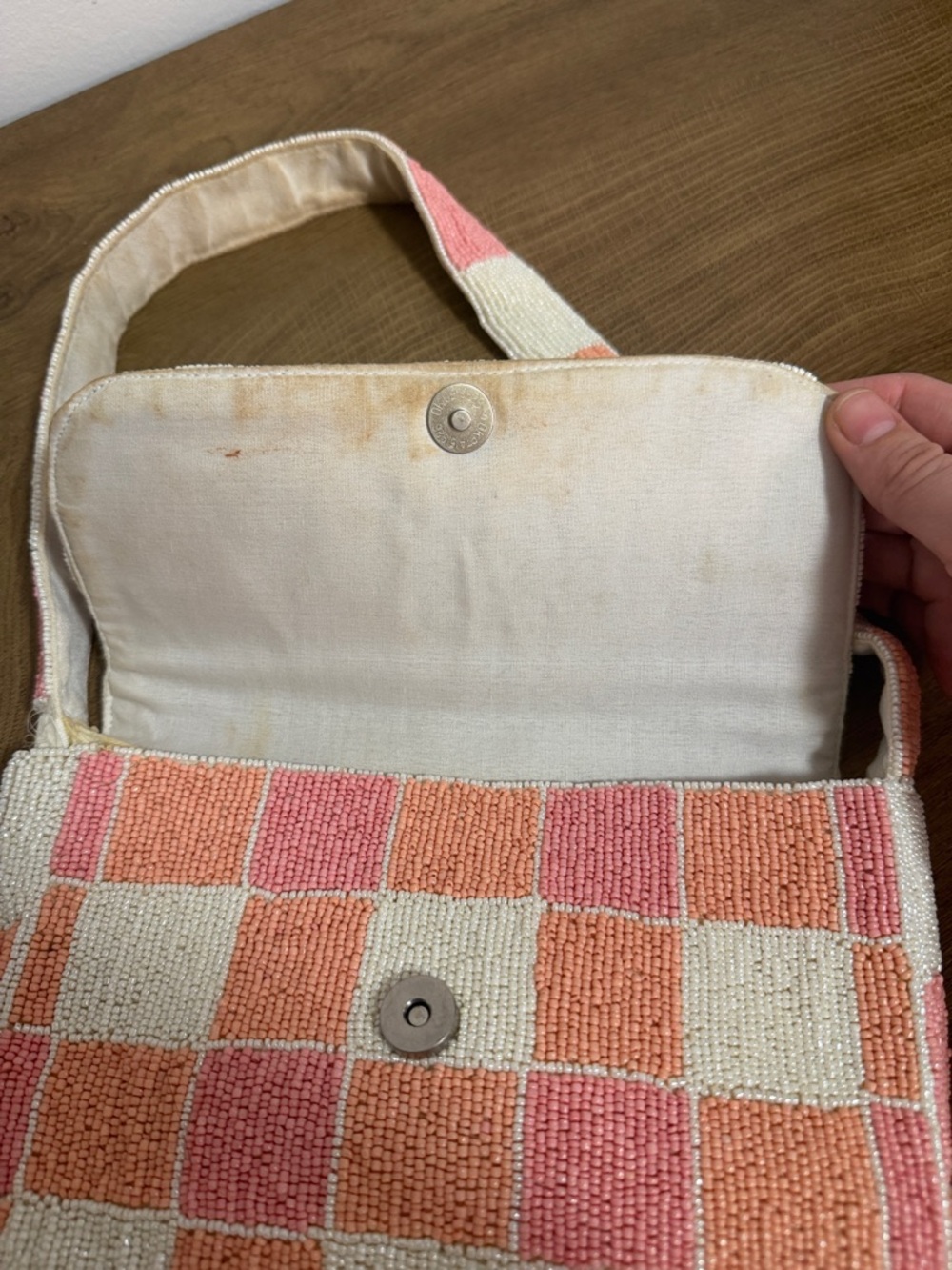 Altered state beaded bag - Picture 2 of 11